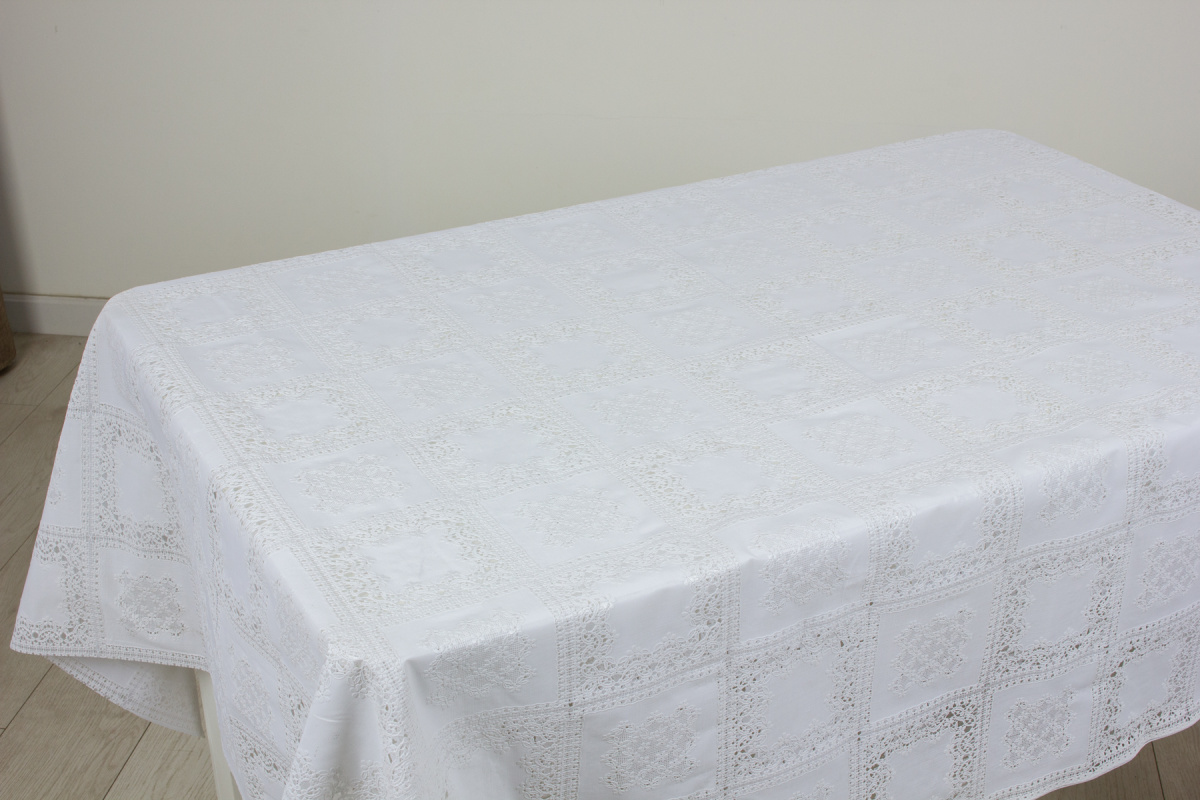 Клеенка Lace Print 137  см, P-051W, бел
